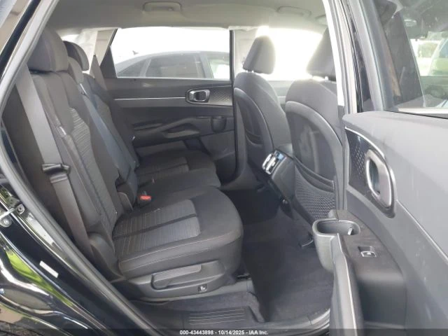 Kia Sorento LX - изображение 8