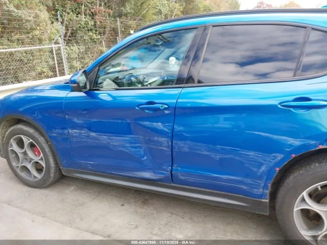 Alfa Romeo Stelvio Q4| DISTRONIC| HARMAN, снимка 14 - Автомобили и джипове - 52625317