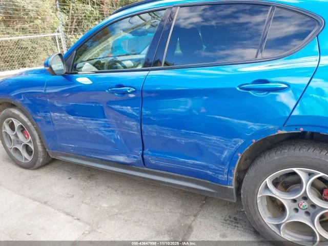 Alfa Romeo Stelvio Q4| DISTRONIC| HARMAN, снимка 17 - Автомобили и джипове - 52625317