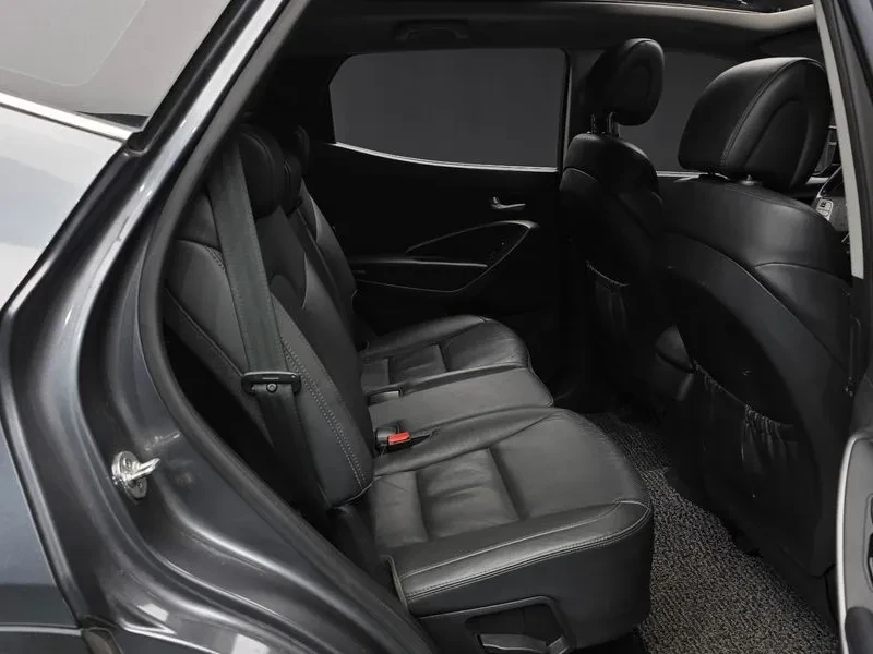 Hyundai Santa fe 2.0, снимка 11 - Автомобили и джипове - 54872104