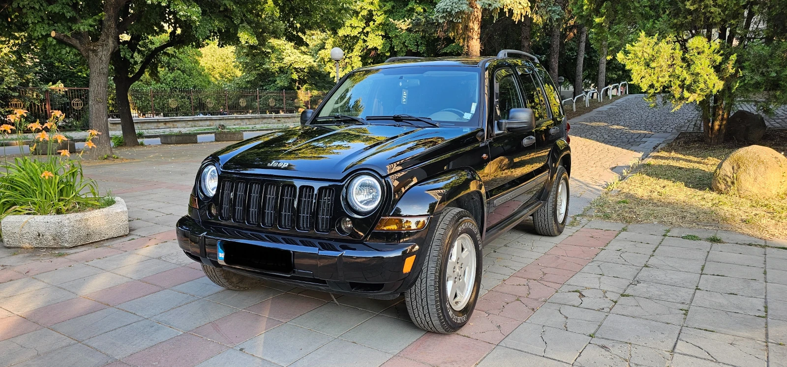 Jeep Cherokee 3.7 ГАЗ - изображение 2