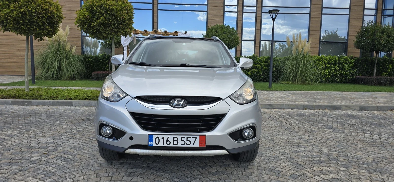 Hyundai IX35 1.6 135 К.С. ПАНОРАМА КОЖА КАМЕРА - изображение 2