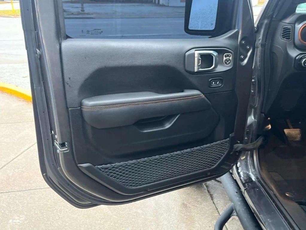 Jeep Gladiator * Mojave * CARFAX *    | Mobile.bg   15