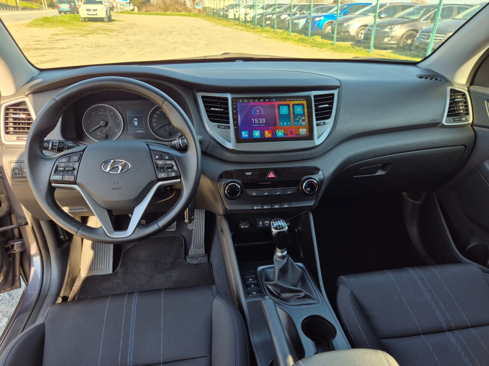 Hyundai Tucson 1.7CRDI, снимка 14 - Автомобили и джипове - 53747176