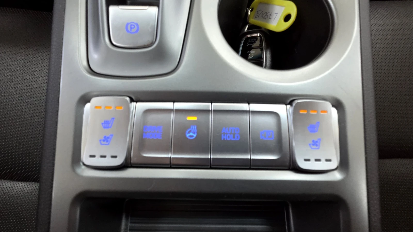 Hyundai Kona 64KWh/2022/Premium/SOH100%, снимка 15 - Автомобили и джипове - 53752499