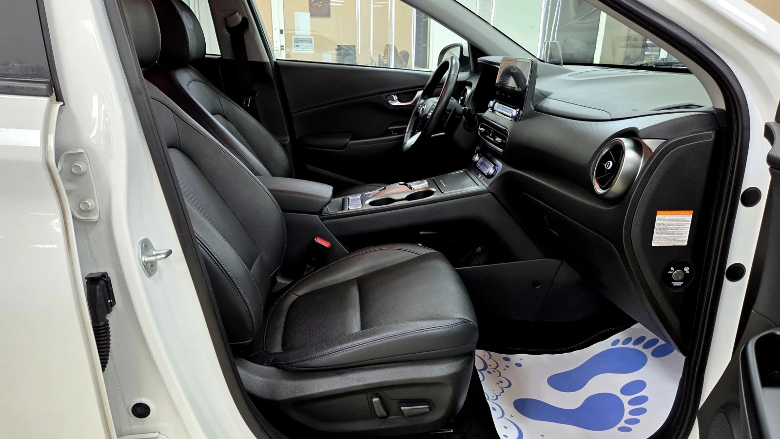 Hyundai Kona 64KWh/2022/Premium/SOH100%, снимка 11 - Автомобили и джипове - 53752499