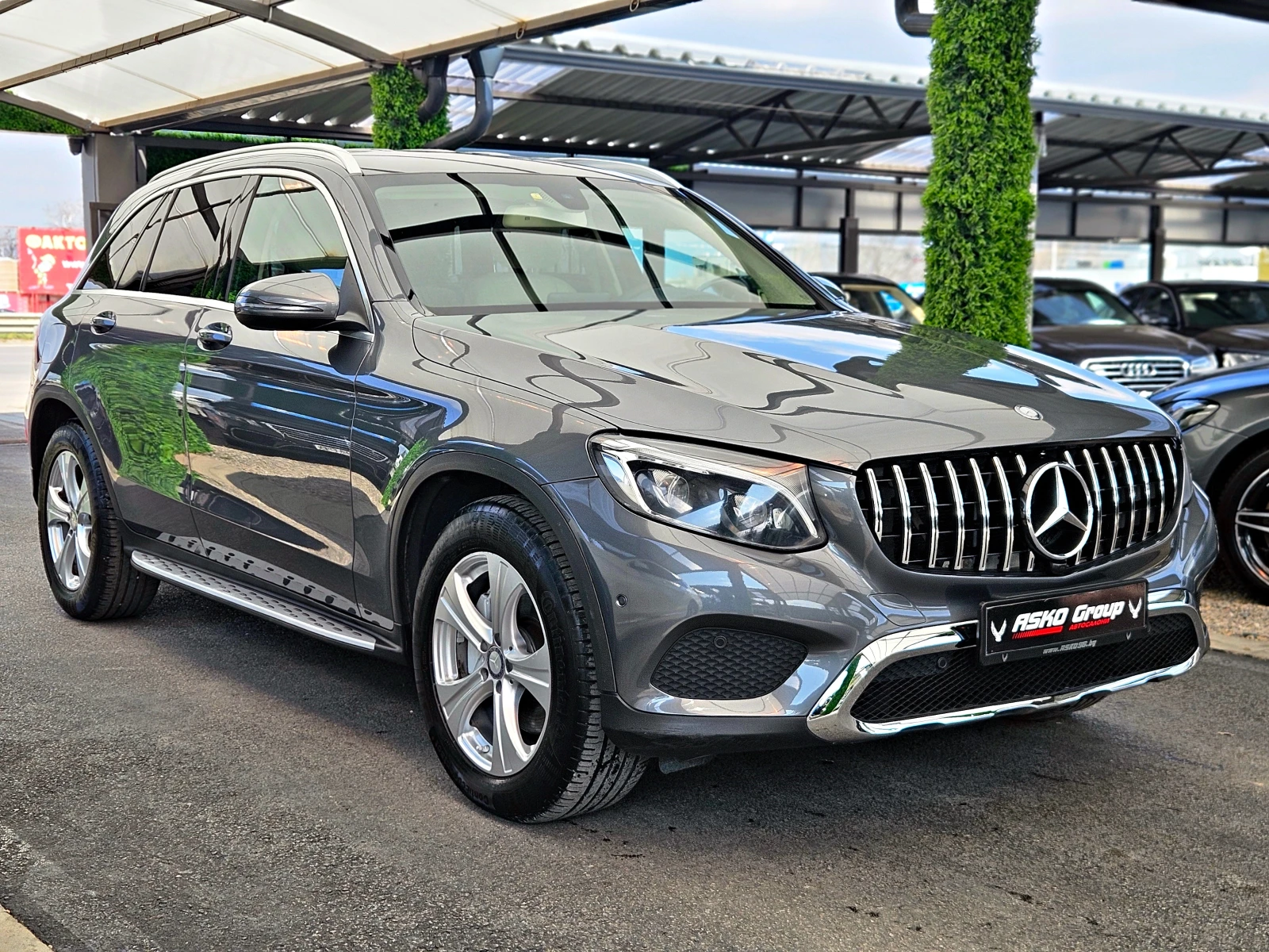 Mercedes-Benz GLC 250 AMG/4MATIC/GERMANY/9G-TRONIC/CAMERA/KEYLESS/LIZING, снимка 3 - Автомобили и джипове - 53875571