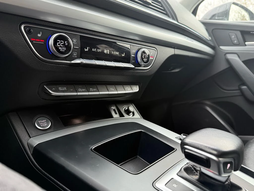 Audi Q5 quattro* Komfort* 45TFSI* ����������* (���� �� ��) | Mobile.bg � ����������� 12