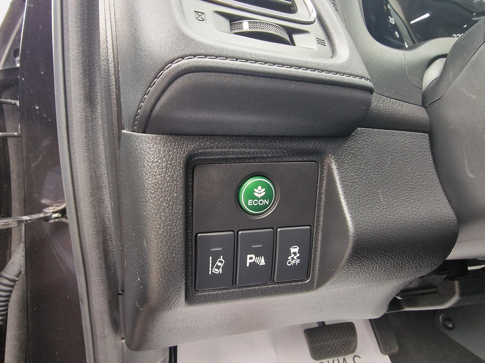 Honda Hr-v 1.5I-БЕНЗИН-AUTOMATIC-EXECUTIVE-NAVI-CAMERA-PANORA, снимка 6 - Автомобили и джипове - 54644142