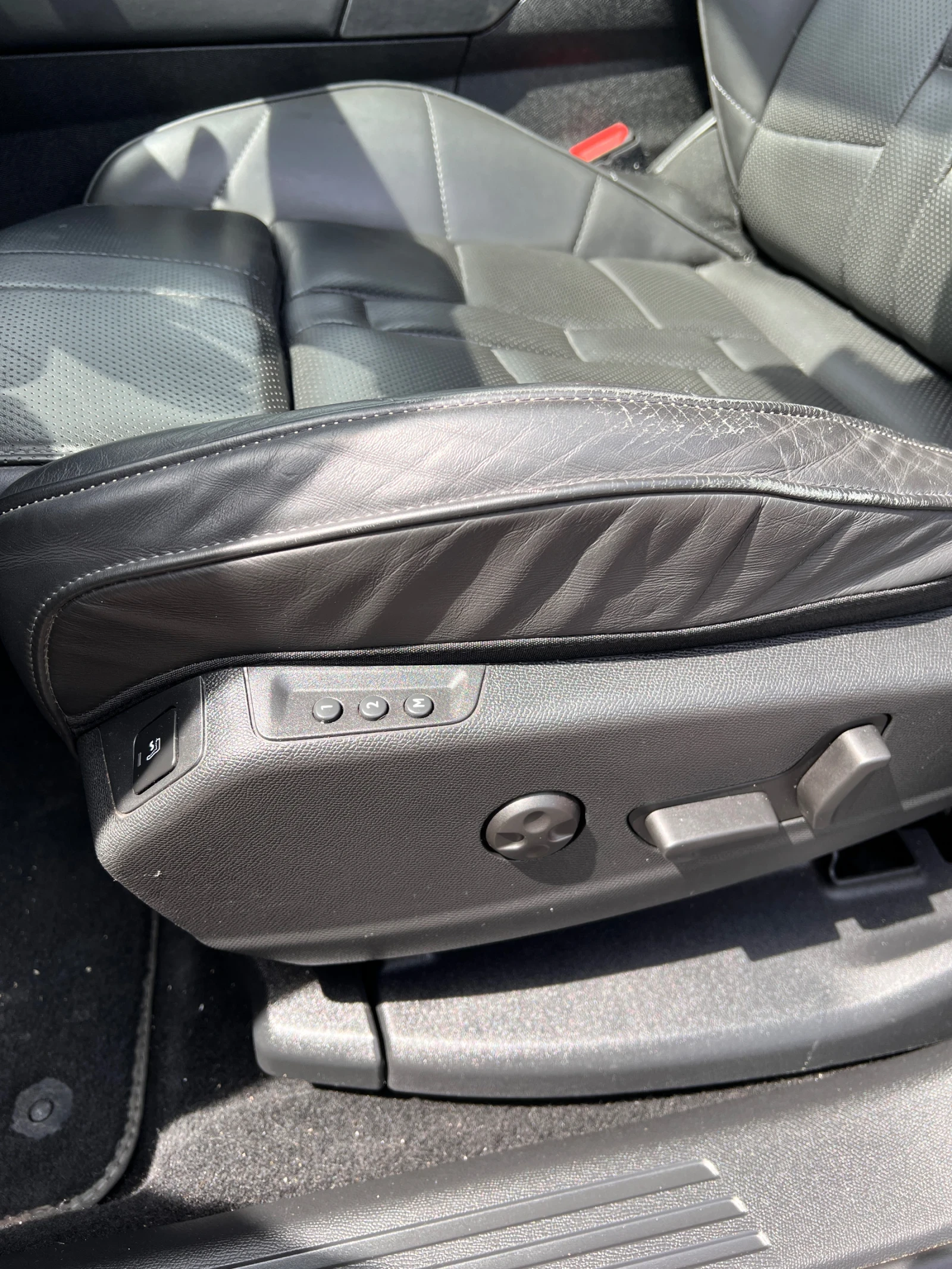 DS DS 7 Crossback Opera Rouge Absolu, снимка 8 - Автомобили и джипове - 54780054