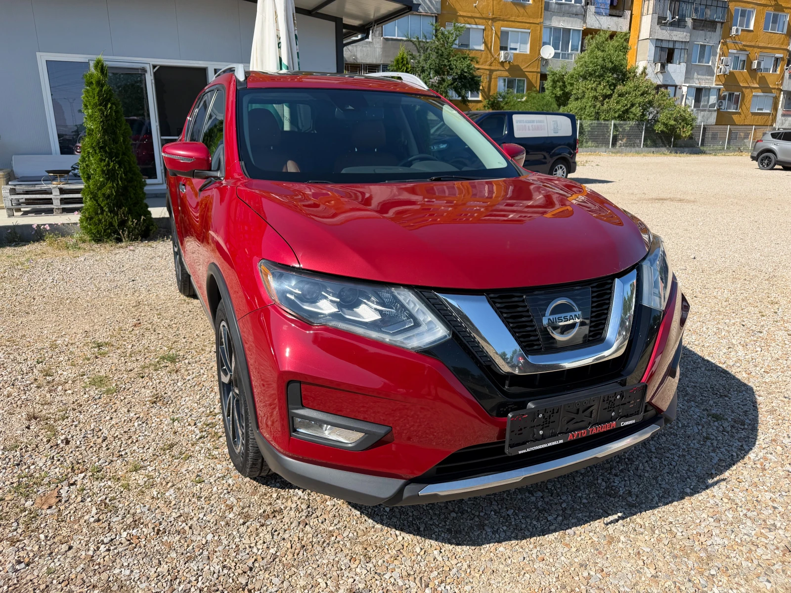Nissan Rogue 2.5 170k.c FULL EXTRAS, снимка 3 - Автомобили и джипове - 54867829