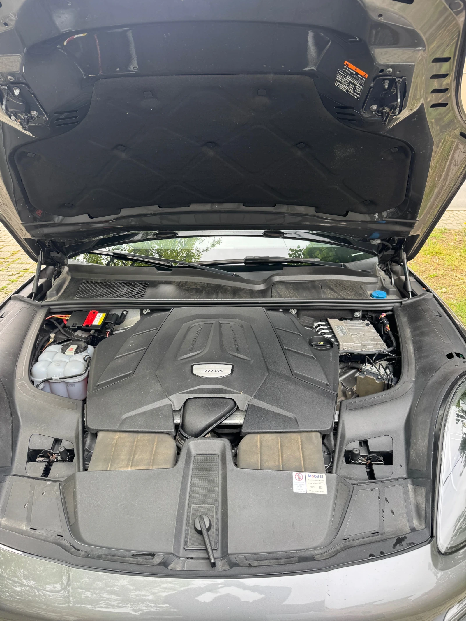 Porsche Cayenne 3.0 V6 BLACK EDITION, снимка 15 - Автомобили и джипове - 54948740