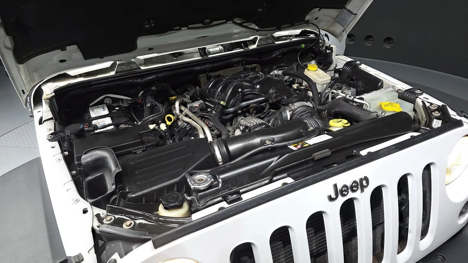 Jeep Wrangler 3.6* КРАЙНА ЦЕНА, снимка 6 - Автомобили и джипове - 55348490