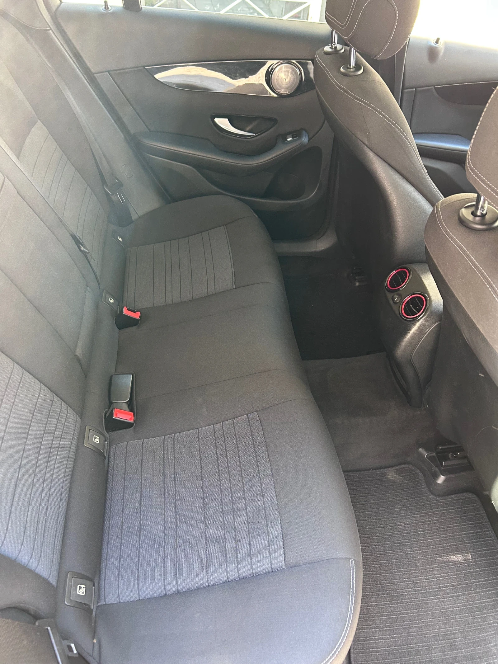 Mercedes-Benz GLC 220 2.2d 4 MATIK, снимка 14 - Автомобили и джипове - 55569592