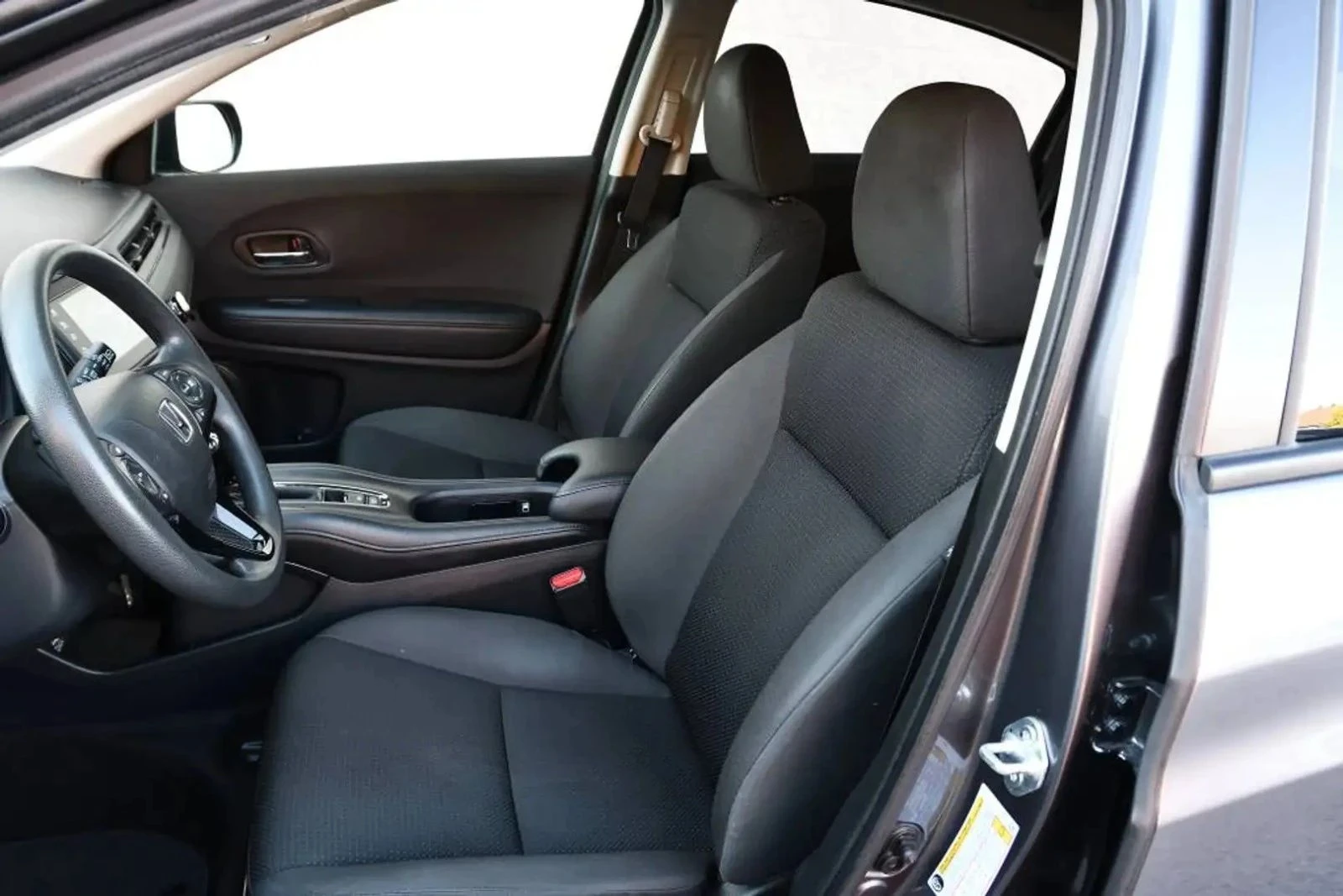 Honda Hr-v, снимка 12 - Автомобили и джипове - 56684533