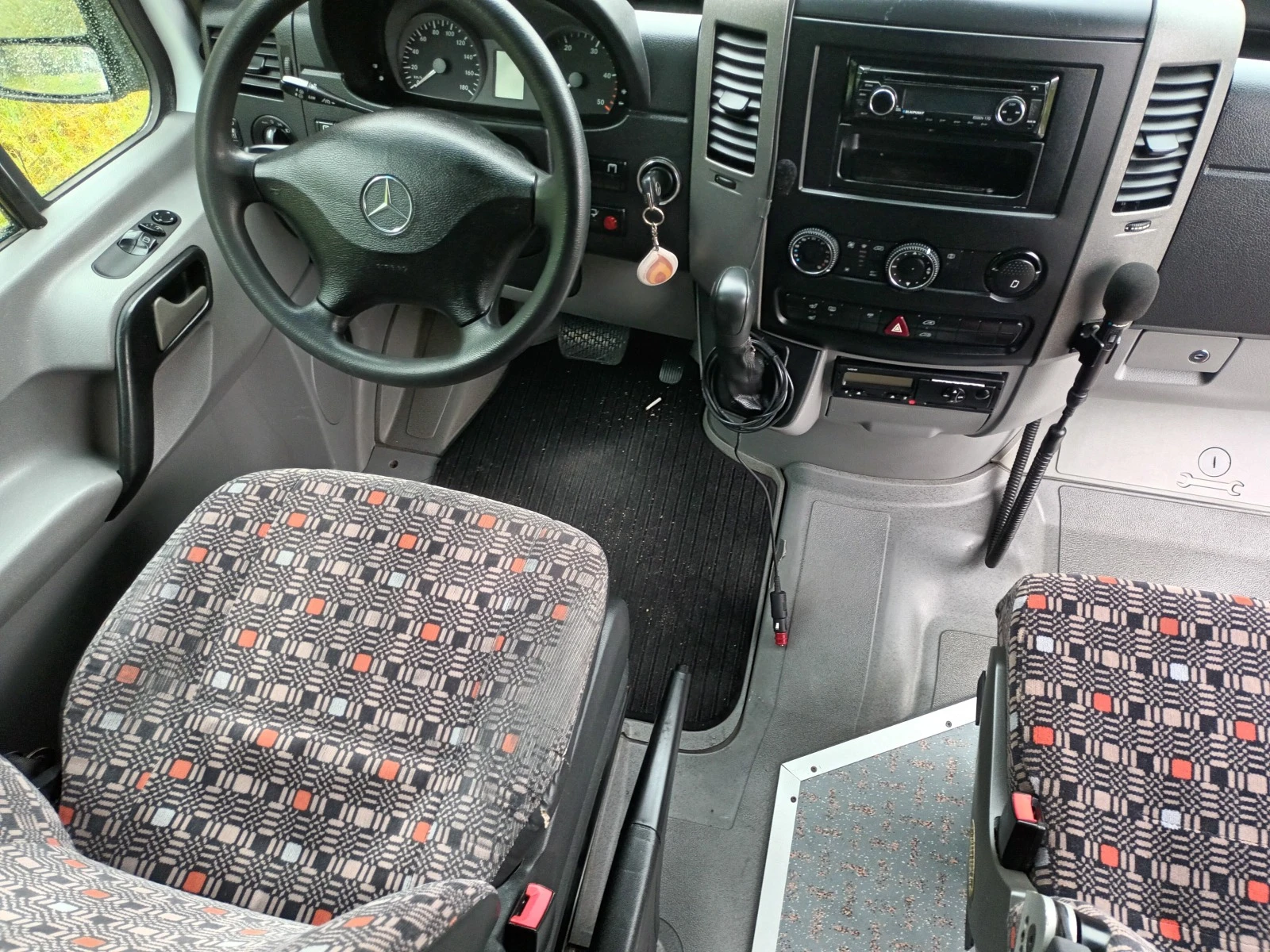 Mercedes-Benz Sprinter 515  - изображение 10