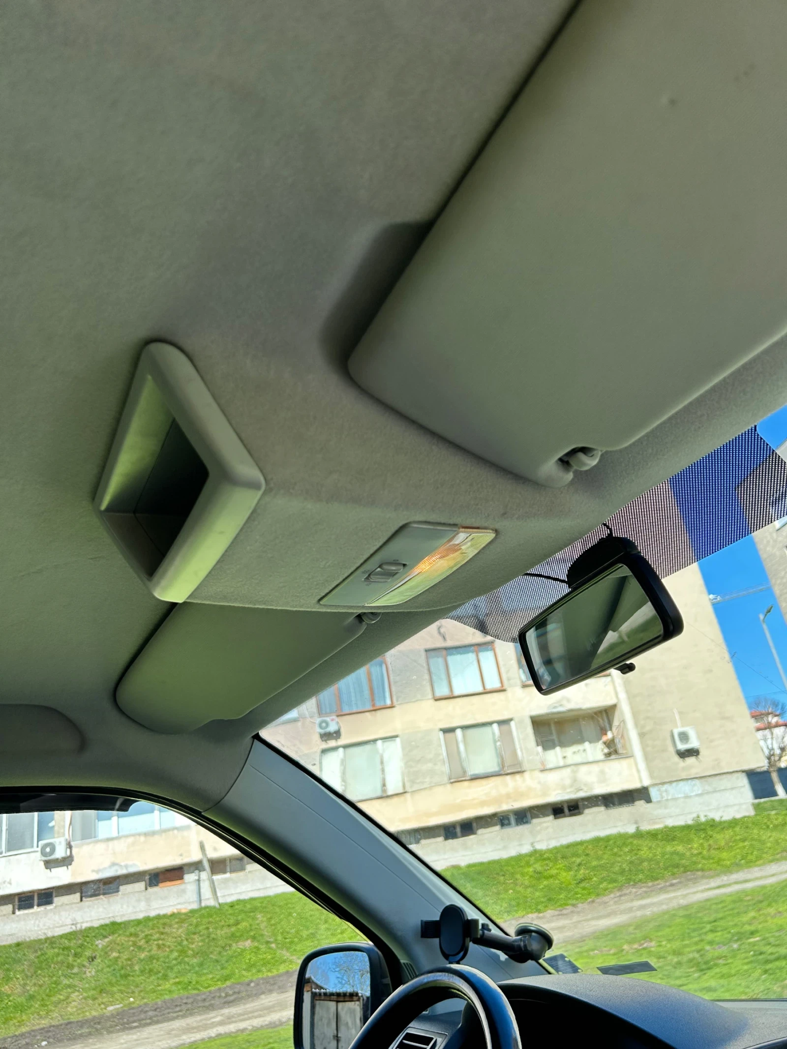 VW T5, снимка 10 - Бусове и автобуси - 53850292