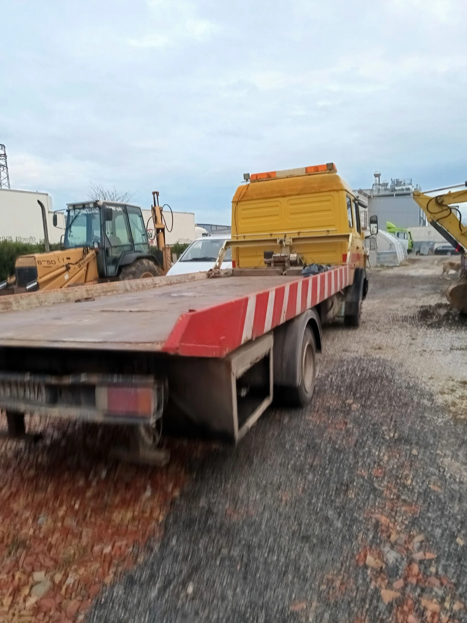 Mercedes-Benz 817  - изображение 5