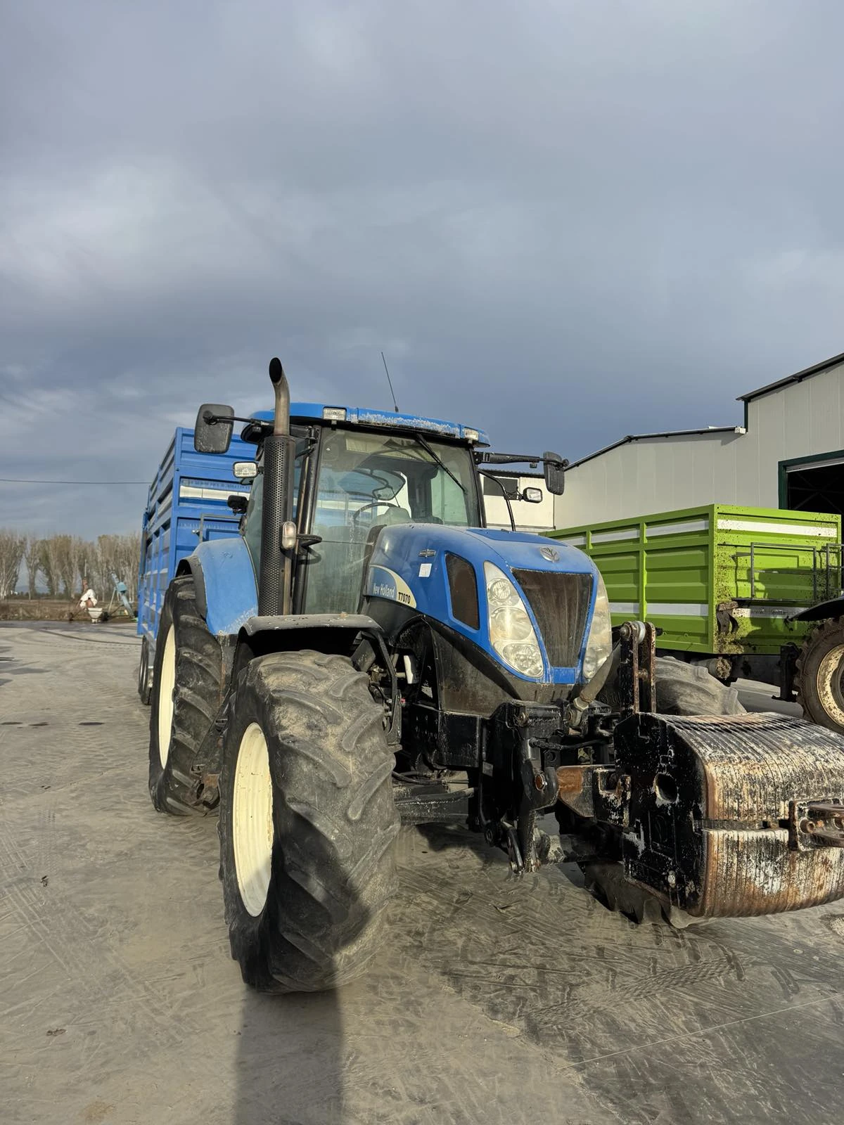 Трактор New Holland T7070 - изображение 3