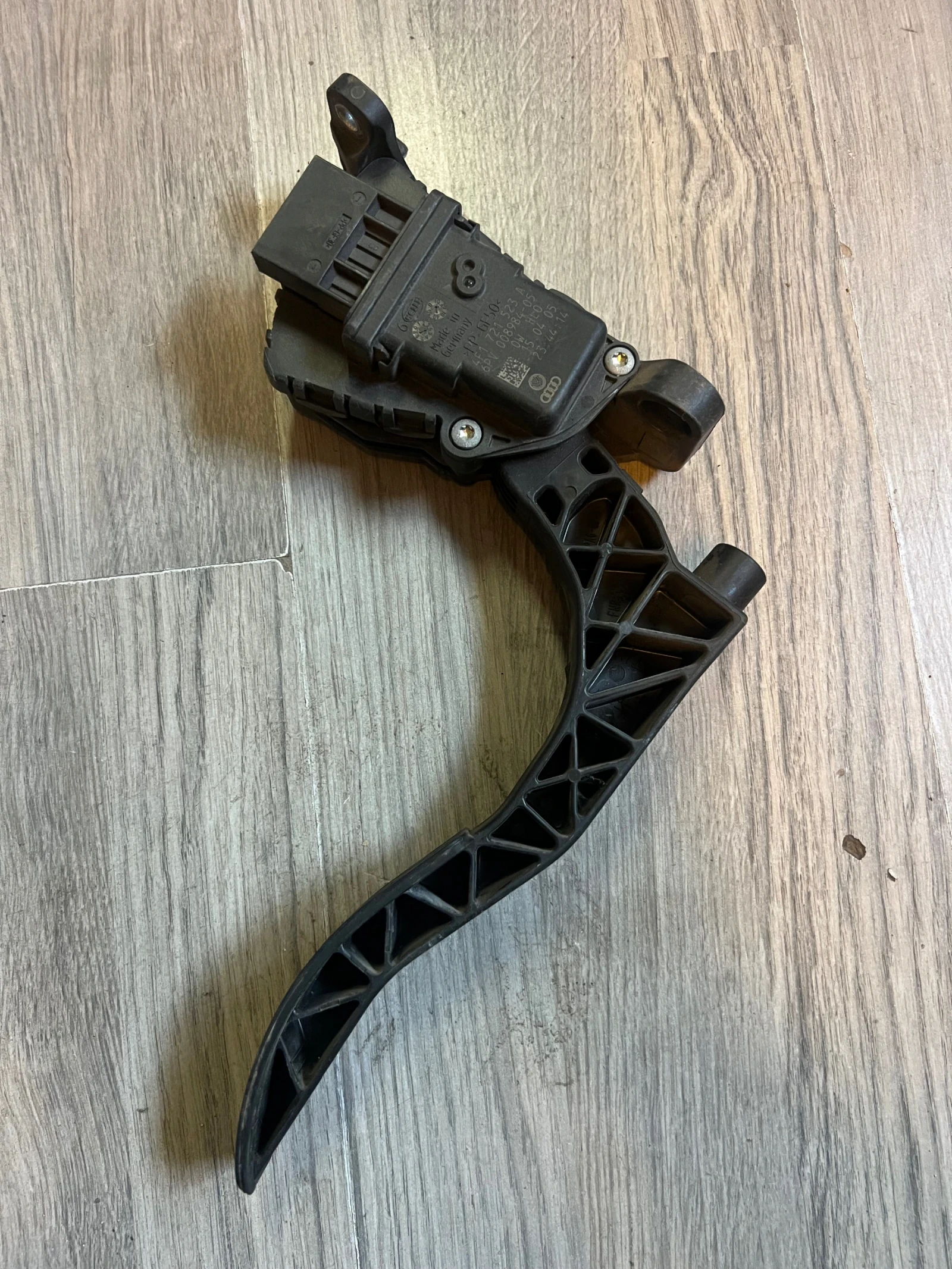 4F1721523A 6PV008984-05 ����� ��� AUDI A6 C6/4F 4F1 721 523 A 6PV 008984-05 | Mobile.bg � ����������� 1