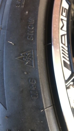 Гуми с джанти Bridgestone 295/35R21, снимка 11