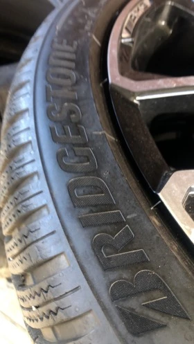 Гуми с джанти Bridgestone 295/35R21, снимка 9