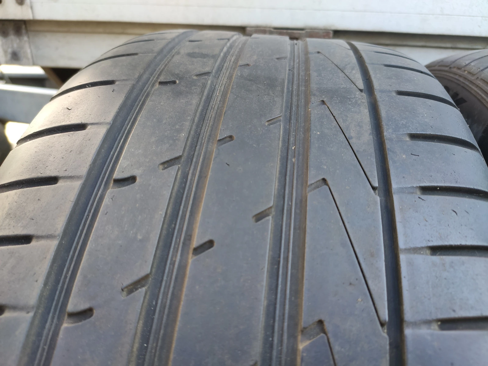  245/40R19 | Mobile.bg   3