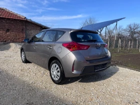 Toyota Auris 1.33i Климатроник, снимка 3