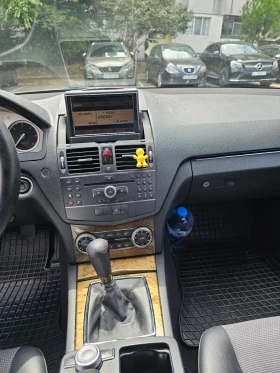 Mercedes-Benz C 220, снимка 12