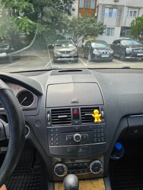 Mercedes-Benz C 220, снимка 15