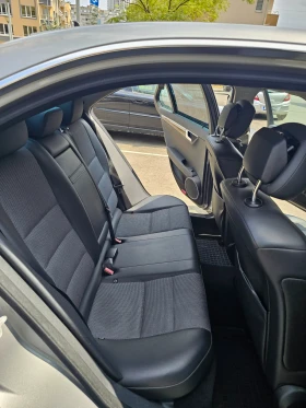 Mercedes-Benz C 220, снимка 10