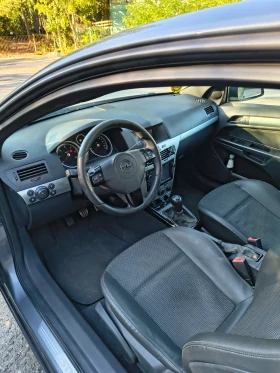 Обява за продажба на Opel Astra 1.9 GTC ~4 500 лв. - изображение 4