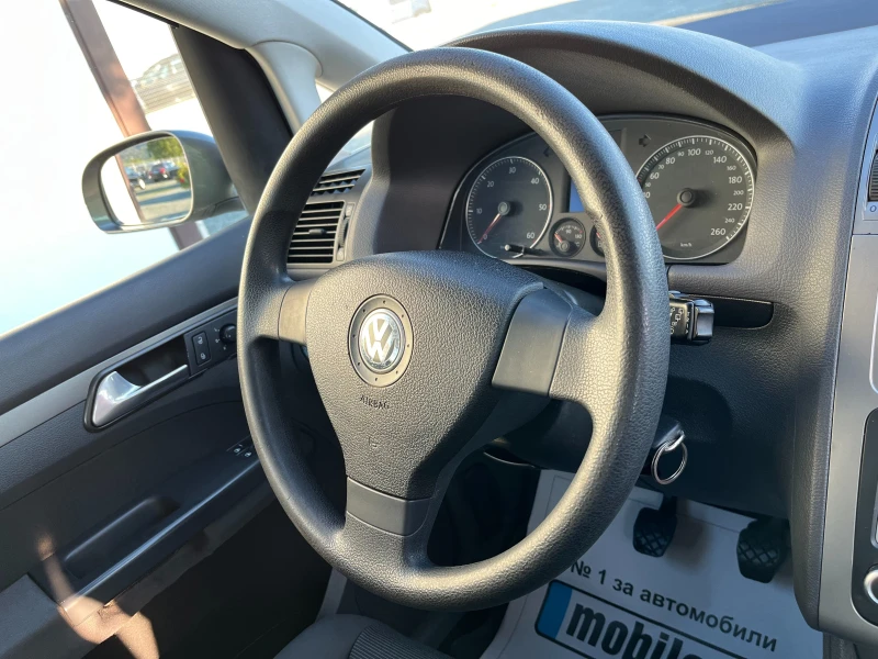 VW Touran 1.9TDI-6ck.7места, снимка 9 - Автомобили и джипове - 46897634