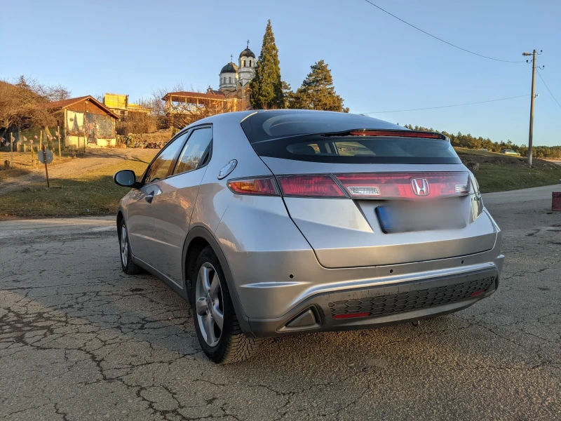 Honda Civic 1.4i - DSI - (РЕАЛНИ КИЛОМЕТРИ)(6 - СКОРОСТИ), снимка 9 - Автомобили и джипове - 47210472