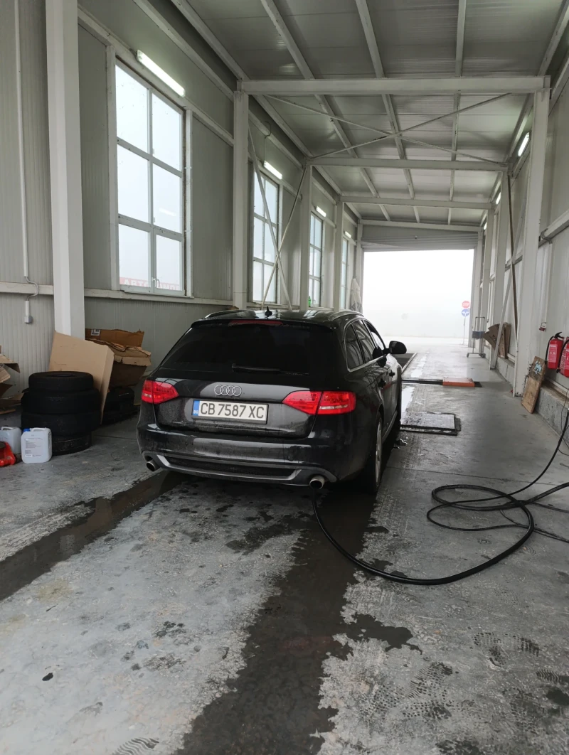 Audi A4, снимка 8 - Автомобили и джипове - 47969307