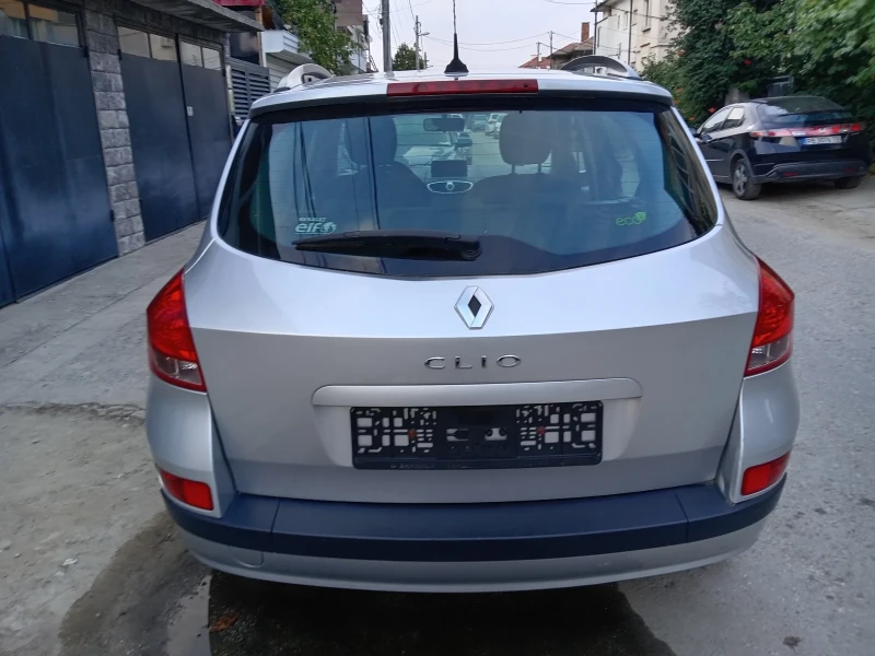 Renault Clio 1.2 16в, снимка 4 - Автомобили и джипове - 47973046