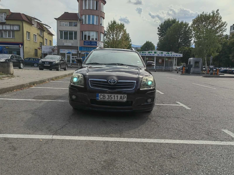 Toyota Avensis 2.2D4D FACELIFT, снимка 2 - Автомобили и джипове - 48650098