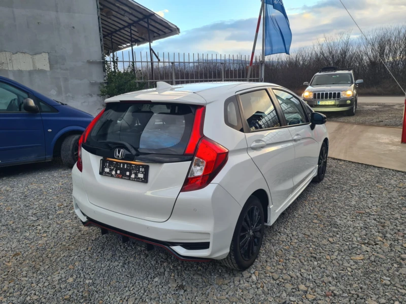 Honda Jazz 1.5i Berlina, снимка 3 - Автомобили и джипове - 48878323