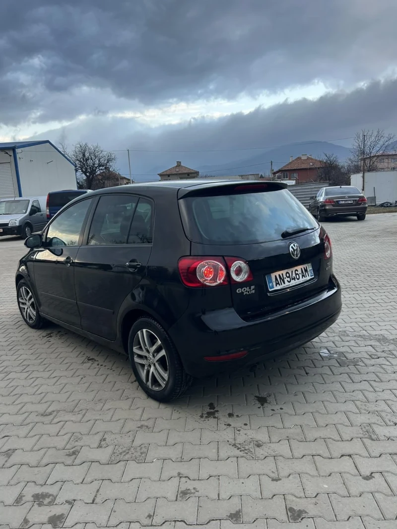 VW Golf Plus 1.6 TDI 105ps, снимка 15 - Автомобили и джипове - 48949961