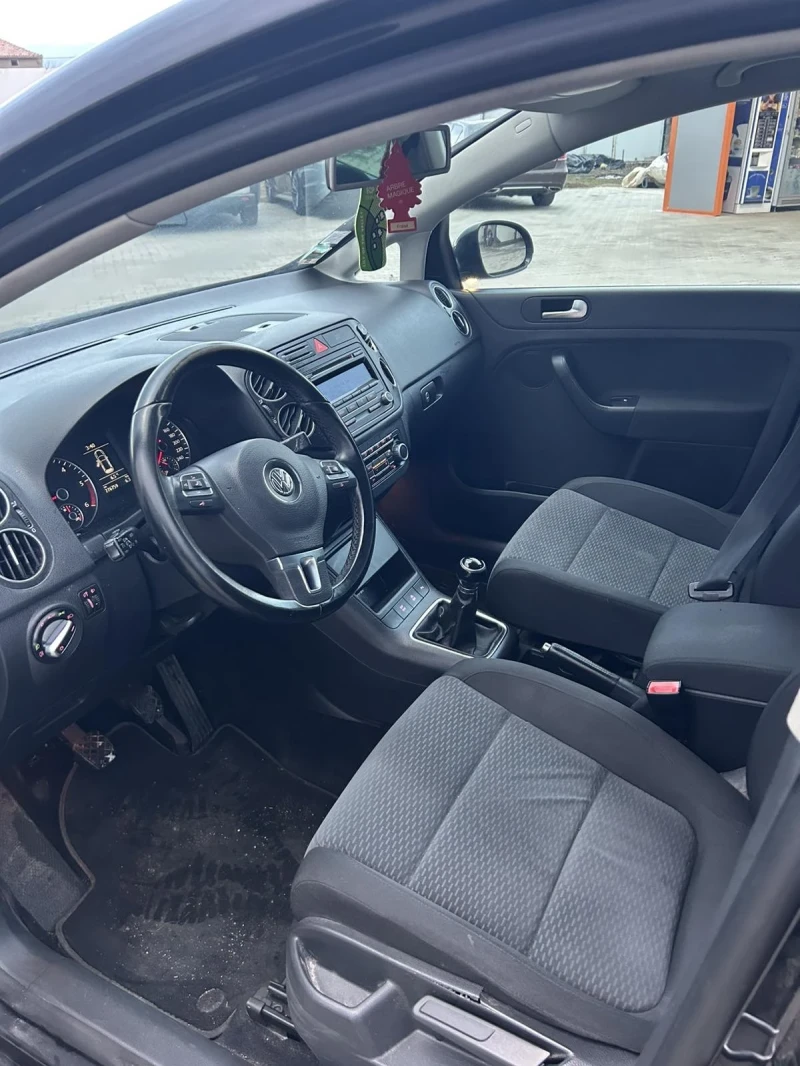 VW Golf Plus 1.6 TDI 105ps, снимка 14 - Автомобили и джипове - 48949961