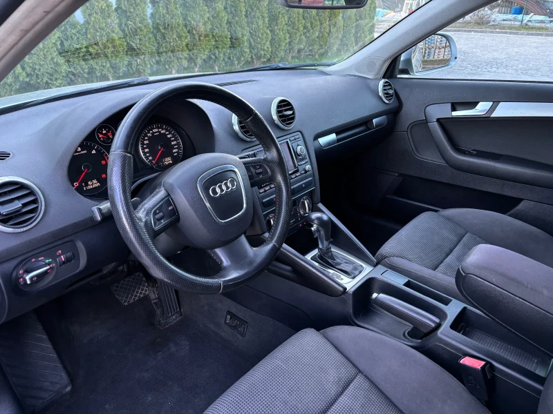 Audi A3 2.0 TDI/АВТОМАТ/FACELIFT/LED/NAVI/2010г., снимка 9 - Автомобили и джипове - 49588879