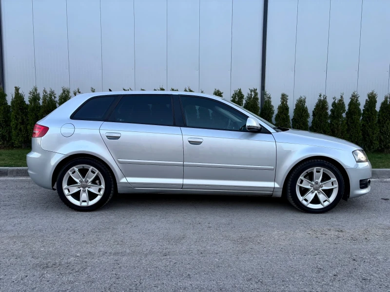 Audi A3 2.0 TDI/АВТОМАТ/FACELIFT/LED/NAVI/2010г., снимка 7 - Автомобили и джипове - 49588879