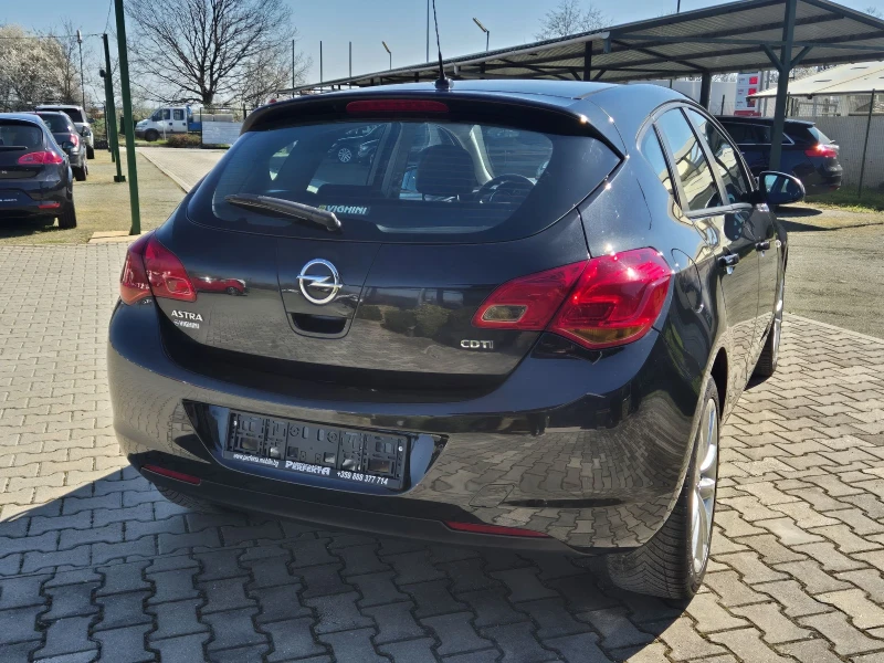 Opel Astra 1.7cdti 110к.с., снимка 8 - Автомобили и джипове - 49650621