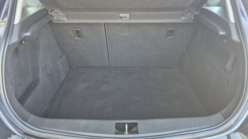 Opel Astra 1.7cdti 110к.с., снимка 15 - Автомобили и джипове - 49650621