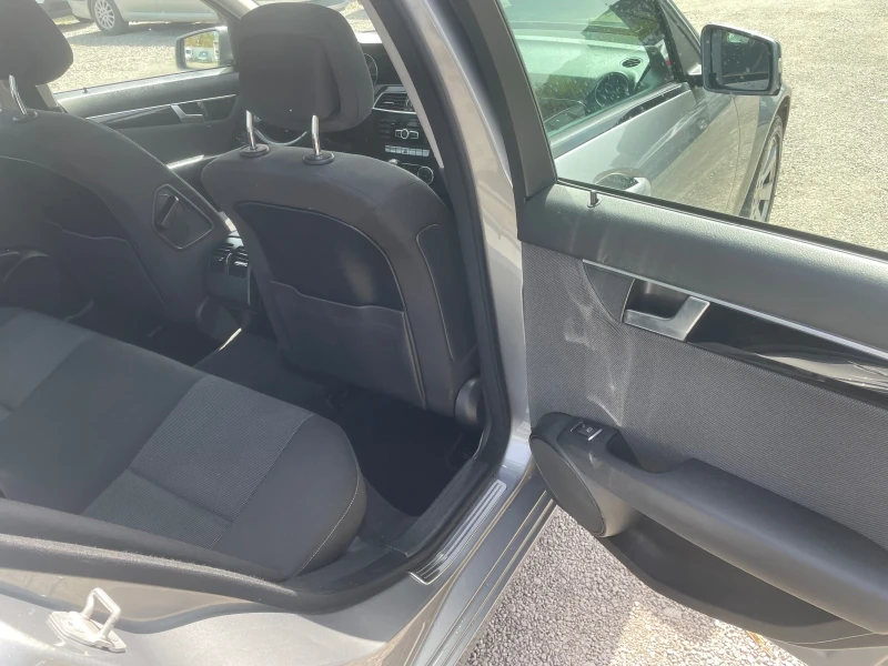 Mercedes-Benz C 180 2.2 D , 120 коня , АВТОМАТ, FACELIFT, снимка 9 - Автомобили и джипове - 50388124