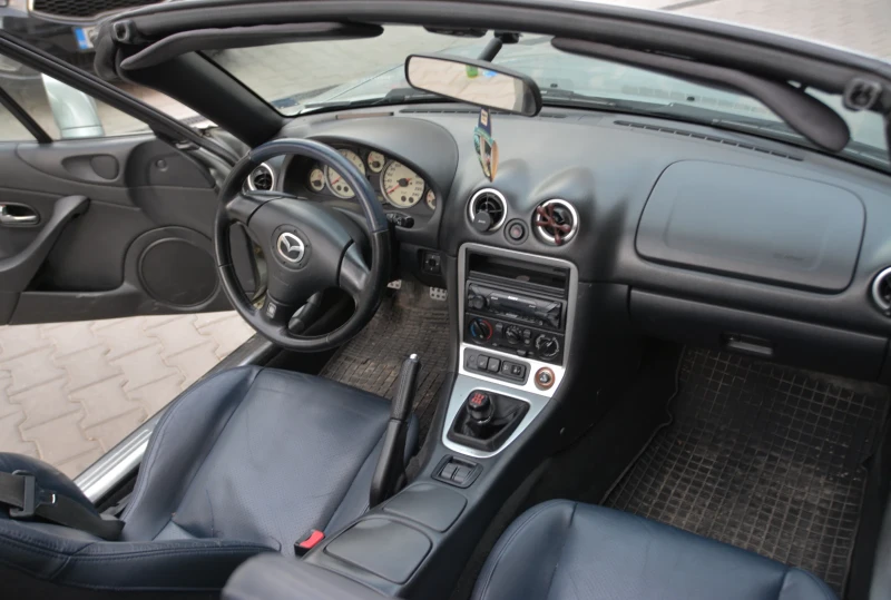 Mazda Mx-5, снимка 10 - Автомобили и джипове - 50182805