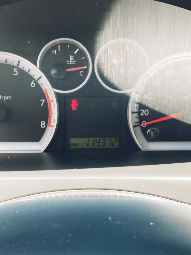 Chevrolet Aveo, снимка 8 - Автомобили и джипове - 52326215