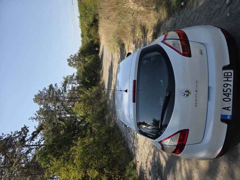 Renault Megane 1.5dci, снимка 4 - Автомобили и джипове - 52851898