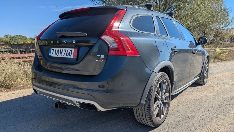 Volvo V60 Cross country , снимка 4 - Автомобили и джипове - 52392627