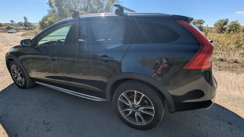 Volvo V60 Cross country , снимка 3 - Автомобили и джипове - 52392627